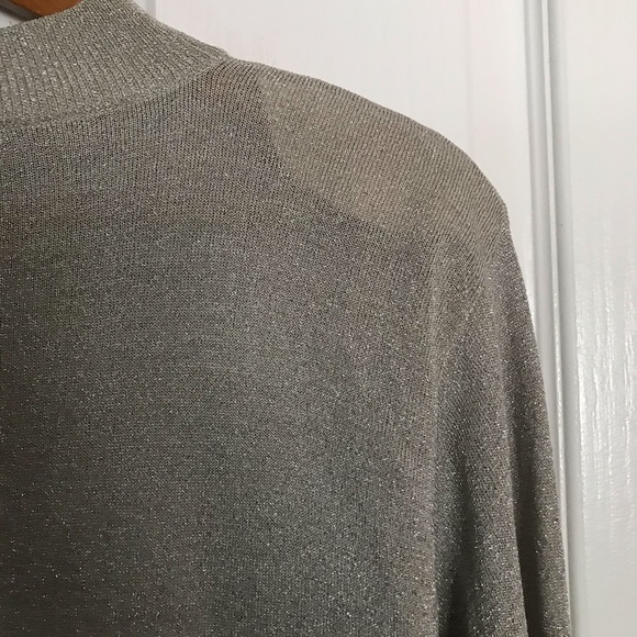 🚨 SOLD 🚨 Vintage Silk Mock Turtleneck - Picture 7 of 7